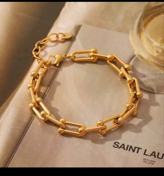 Gold U-Link Chain Bracelet