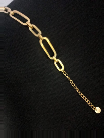 Elegant Paperclip Chain Bracelet