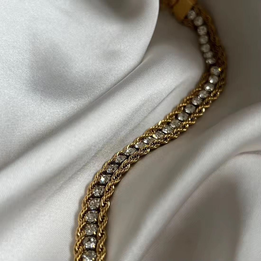 Pearly Affair Sparkle Bracelet