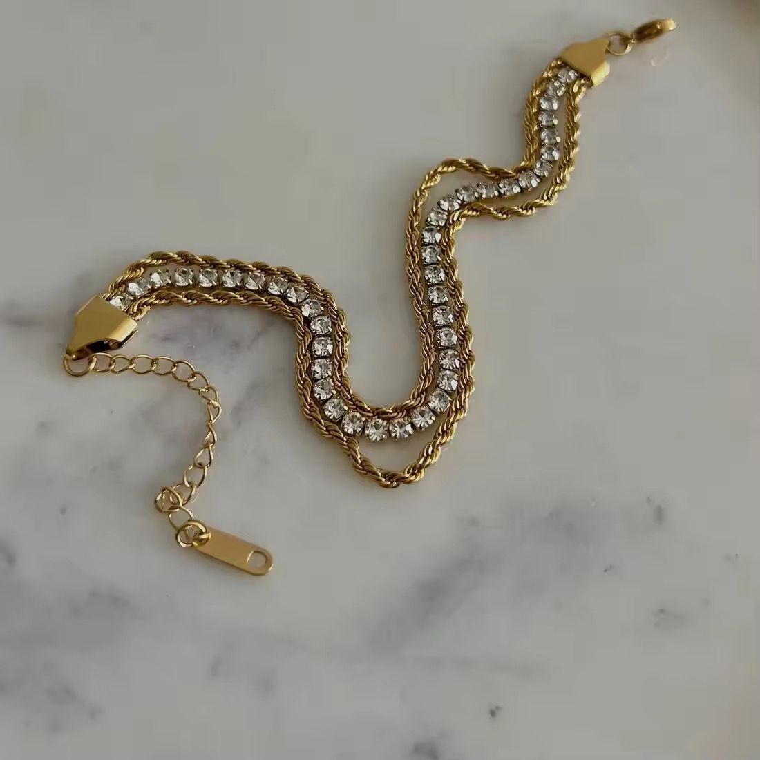 Pearly Affair Sparkle Bracelet