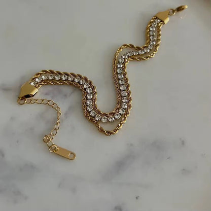 Pearly Affair Sparkle Bracelet