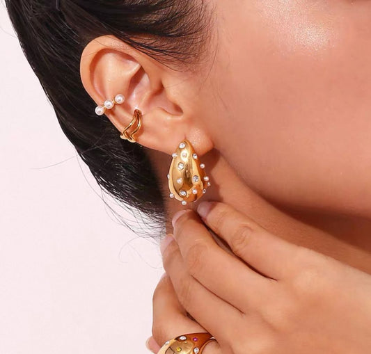 Pearly Teardrop Earrings